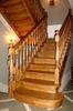 Лестницы деревянные, изготовление и монтаж