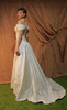два свадебных платья