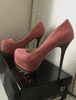 Телесно-розового приятного цвета туфли на платформе
